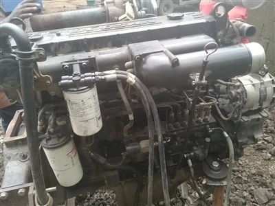 Motor Doosan DX12TI cu 6-cilindri, răcit cu apă